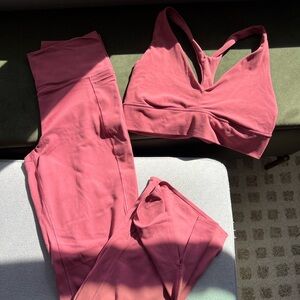 Athleta Dusty Rose V-Neck Sports Bra & Leggings Set